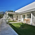Palm Bay Hotell