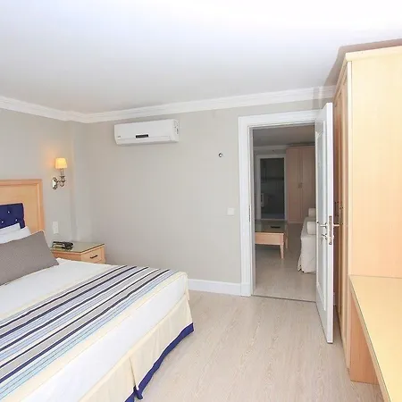 Palm Bay 3* Эмеджик