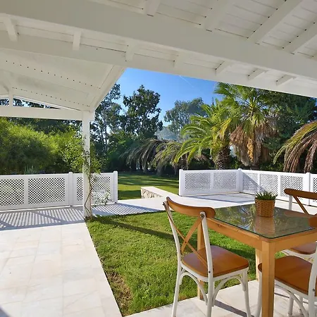 Palm Bay Emecik